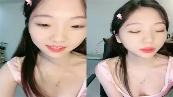 甜美的校花女神
