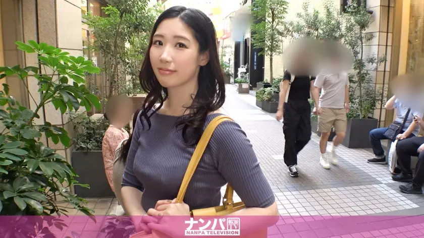 200GANA-2993-C マジ軟派、初撮。 2028 吉祥寺グルメをリサーチ中の美人雑誌記者をナンパ！3年ぶ