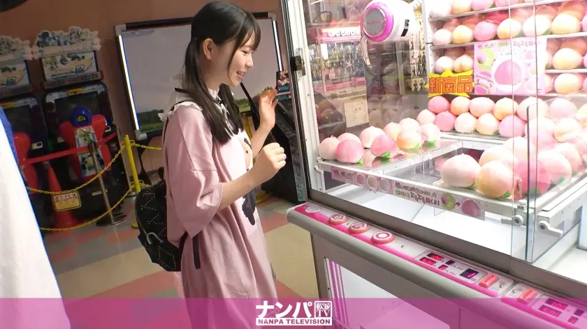 200GANA-2781 マジ軟派、初撮。 1871 友達との約束の前に声をかけれれホテルまでついてきちゃったロリかわJD！脱がせて嬉しい鮮やかピンク乳輪＆ムッチリスベスベ桃尻♪