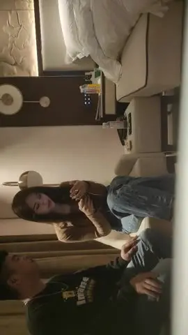 2022-4-8【挣钱买奥迪水泥】大圈高端，大长腿甜美靓女，你骚不骚，骑乘掰开屁股就是操，搞得骚女直浪叫