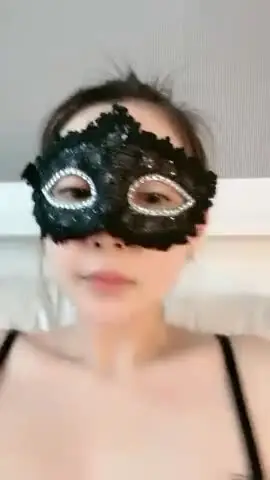 STP25020 顶级超嫩粉穴面罩网红女神，性感吊带情趣装，无毛白虎干净美穴，假屌猛捅水声哗哗，爽的呻吟浪叫，掰开骚穴爸爸插进来~STP25020 new