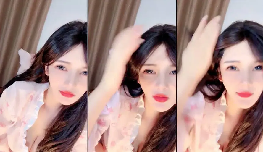 高颜值白领【蒲希】新人女神明星级别 全身雪白肌肤 真正的巨乳翘臀 逼毛性感粉嫩小穴 蛋蛋自慰流淫水 (2)