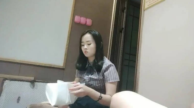 一代炮王，疯狂的做爱机器，【山鸡岁月】，21.07.15，广撒网多选妞，一整天忙不停，美女不少