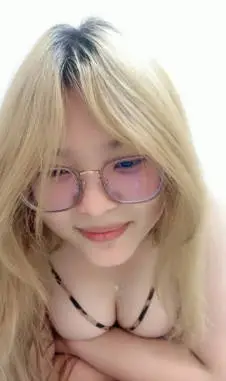 大屁股校花！一看就好想干啊 【19岁的小王】自慰 水狂喷