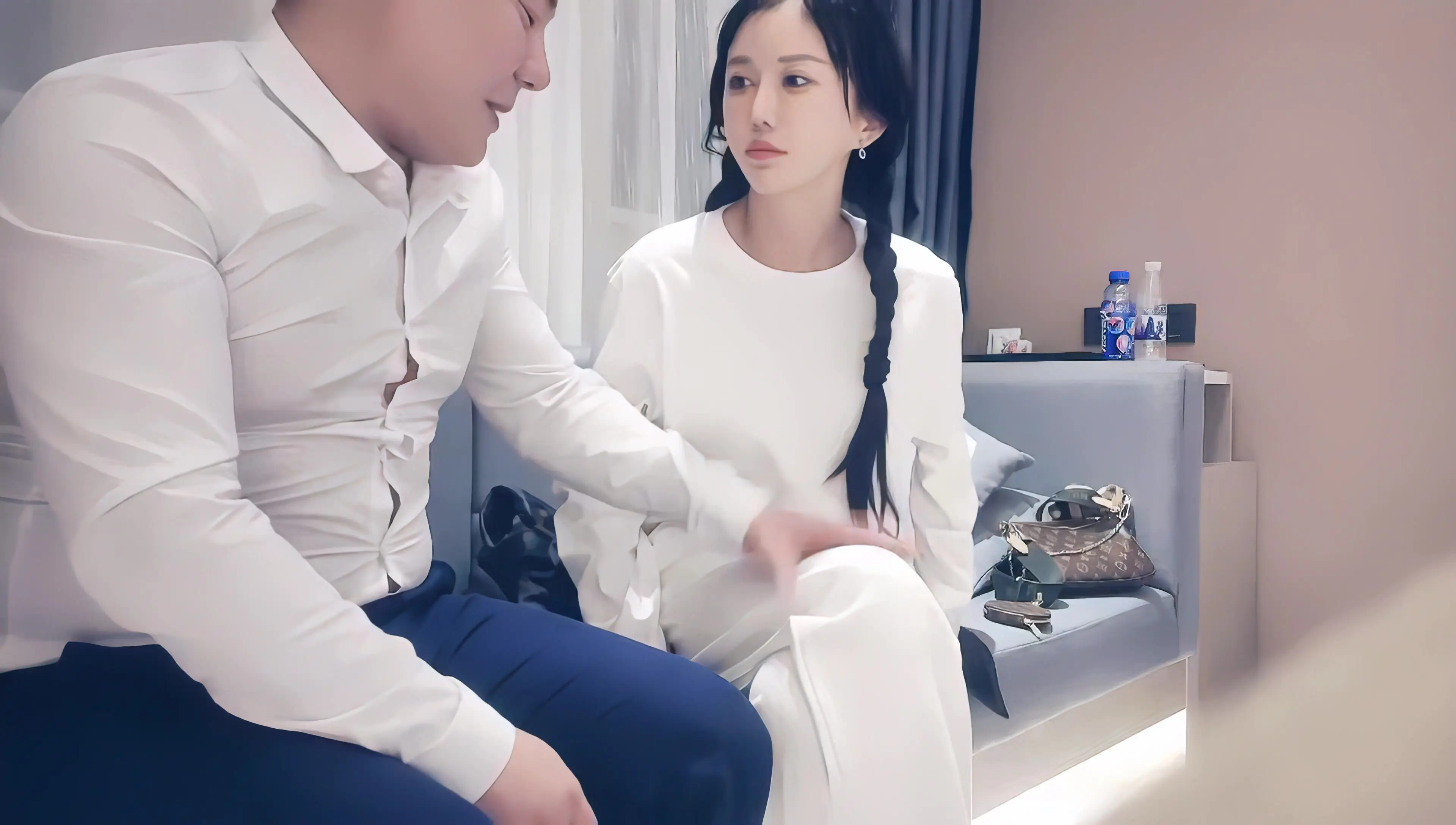 酒店约迷人的25岁小姐姐，大美女