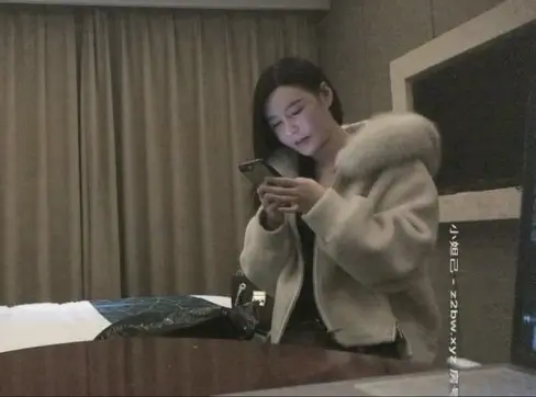 3500网约高端外围，车模兼职大长腿，白嫩美乳观音坐莲娇喘不断