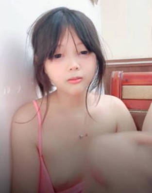 萝莉小学妹【06小狐狸】太清纯了 真空小JK 天然美穴特写 身材好皮肤白 双腿长又直 超级哇塞 (5)
