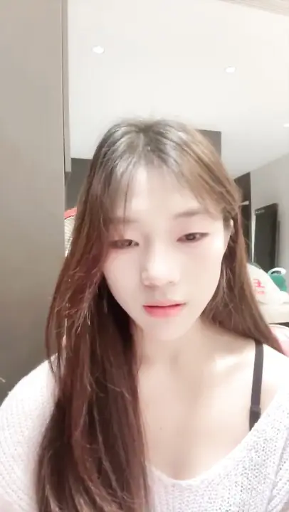 清纯少女下海【吧啦】明星颜值 嫩穴翘臀 边跳边脱光~抠逼自慰~大屌狂插 淫叫声声声不息 (3)