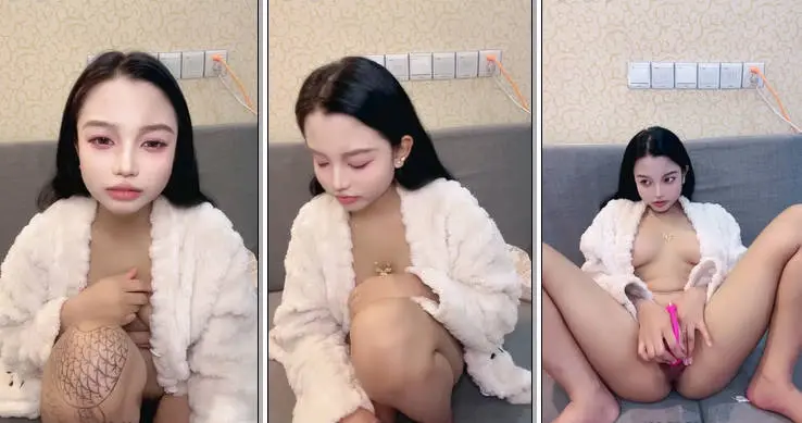 嫩妹【菲菲每天都饿】少女之心 携闺蜜一起 全裸自慰秀 极品身材大奶嫩穴 高能无尿点 (4)