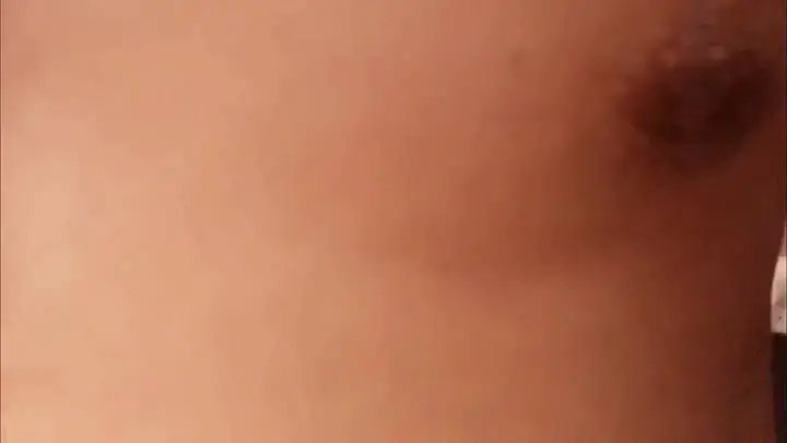 黄头发可爱妹子酒店被干,肉肉的很舒服。