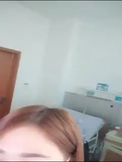 高清无码录制零零后要上天了医院探病直接和帅哥在病房里啪