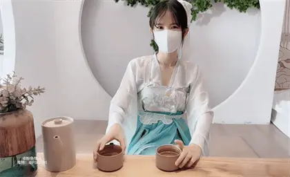 粉色情人-碧水瑶