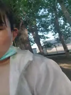 风骚的蝴蝶逼少妇户外直播激情，漏奶漏逼跳蛋自慰骚穴，特写展示喷尿自慰，玩弄骚奶子还能挤出奶水淫声荡语第01集