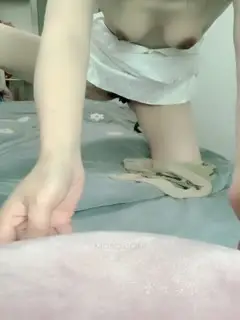 依依-白色旗袍自拍