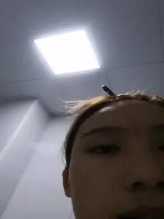 制服长发气质佳的妹子模特身材握住男友的鸡巴爱不释手妖艳口活后入极品炮架子特写内射第06集