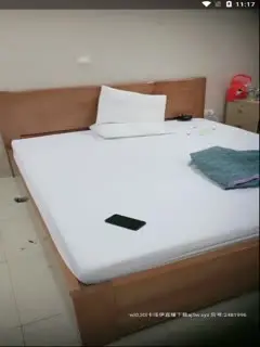 商场品牌服装店认识的美女销售员下班约到KTV唱歌玩嘿后给点钱酒店啪啪,包臀短裙扒掉就操,干的一身汗.国语!第04集