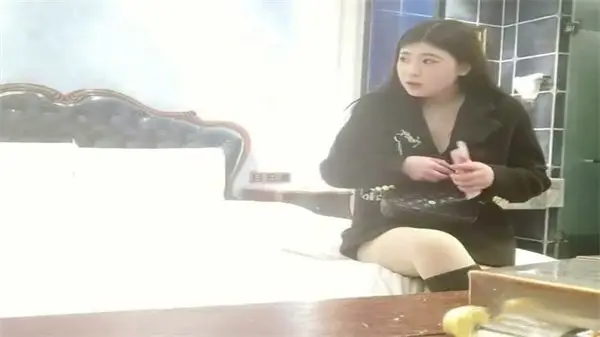 利哥探花极品女神蜜桃臀疯狂套弄 猛顶到高潮迭起