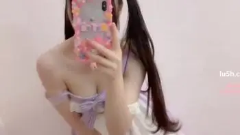 蔡小熊是谁？蔡小熊又叫小野樱，是斗鱼的女主播