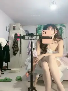 女神！超美御姐下海~红脸妹妹：四位数可约，自慰狂插呻吟声美到爆炸，小洞还挺大，很容易就高潮！第05集