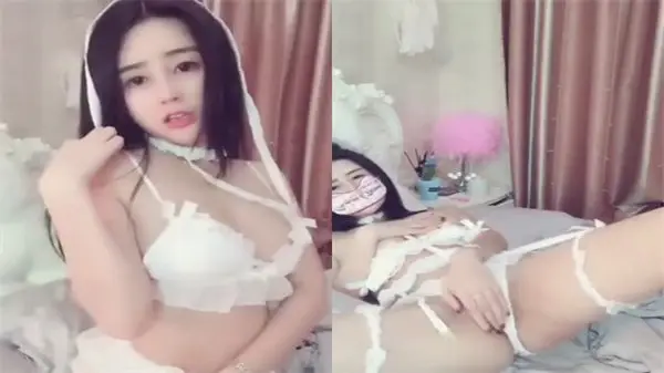 极品网红美女私拍流出，性感娇躯湿身诱惑让人欲火焚身！