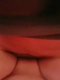 1大哥的极品骚女友，全程露脸风骚的大奶子，让大哥揉奶玩逼...