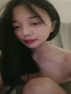 【极品】【雅蠛叠】第二弹，闷骚美女大鸡巴无套内射喷水~！✨✨✨--有一天还被说哭了，哭的梨花带雨的第01集