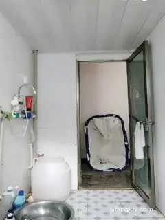 【乡村扶贫】神逼~绝对村花~气质绝佳小少妇~直播赚外快~野外刺激~全裸特X~玉米地里等哥哥们来哟~第05集