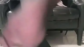 易直播女主播软软私拍福利，给你吃黑丝jiojio