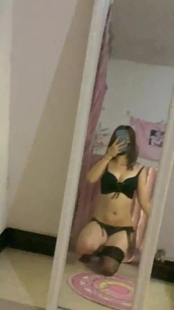 纸砚-近距离zw特写自拍