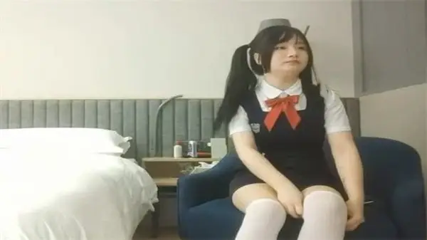 利哥探花肥美双马尾萌妹！纯甜可爱风下藏不住的丰满肉体