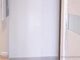 loliiiiipop99（下面有跟棒棒糖）onlyfans剧情福利，酒店里的短暂情人