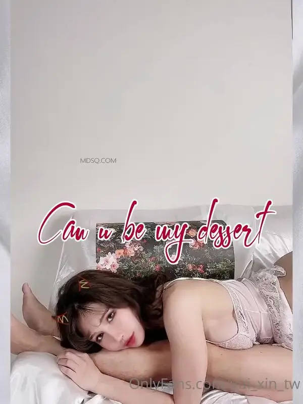 百万粉网红@辛尤里 OnlyFans尺度私拍合集 (1)自拍