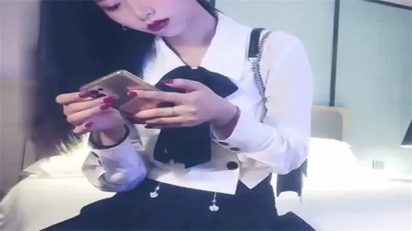网约极品气质女神！土豪赵总酒店约炮狂插猛干，淫水四溅高潮不断！