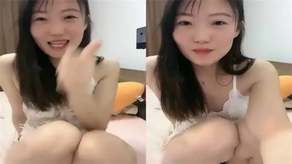 甜美欲姐肥臀诱惑，淫声浪语撩骚互动，近拍道具自慰高潮
