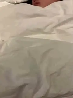 老婆不在家迷翻丰满的小姨子各种姿势玩她的美鲍开发她的屁眼第04集