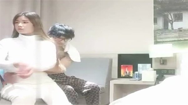 【利哥探花】约炮极品主播女神！顶级尤物任你疯狂征服！