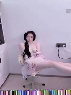 小太阳-脸奶同框揉奶诱惑V6小太阳 #脸奶 #同框 #揉奶 #诱惑