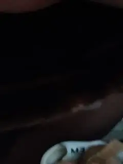 超市老板娘店里发骚，生意不好直播来搞，跳蛋塞逼里撅着屁股拿货被大哥发现从后面摸了两把，啤酒瓶子抽插第03集