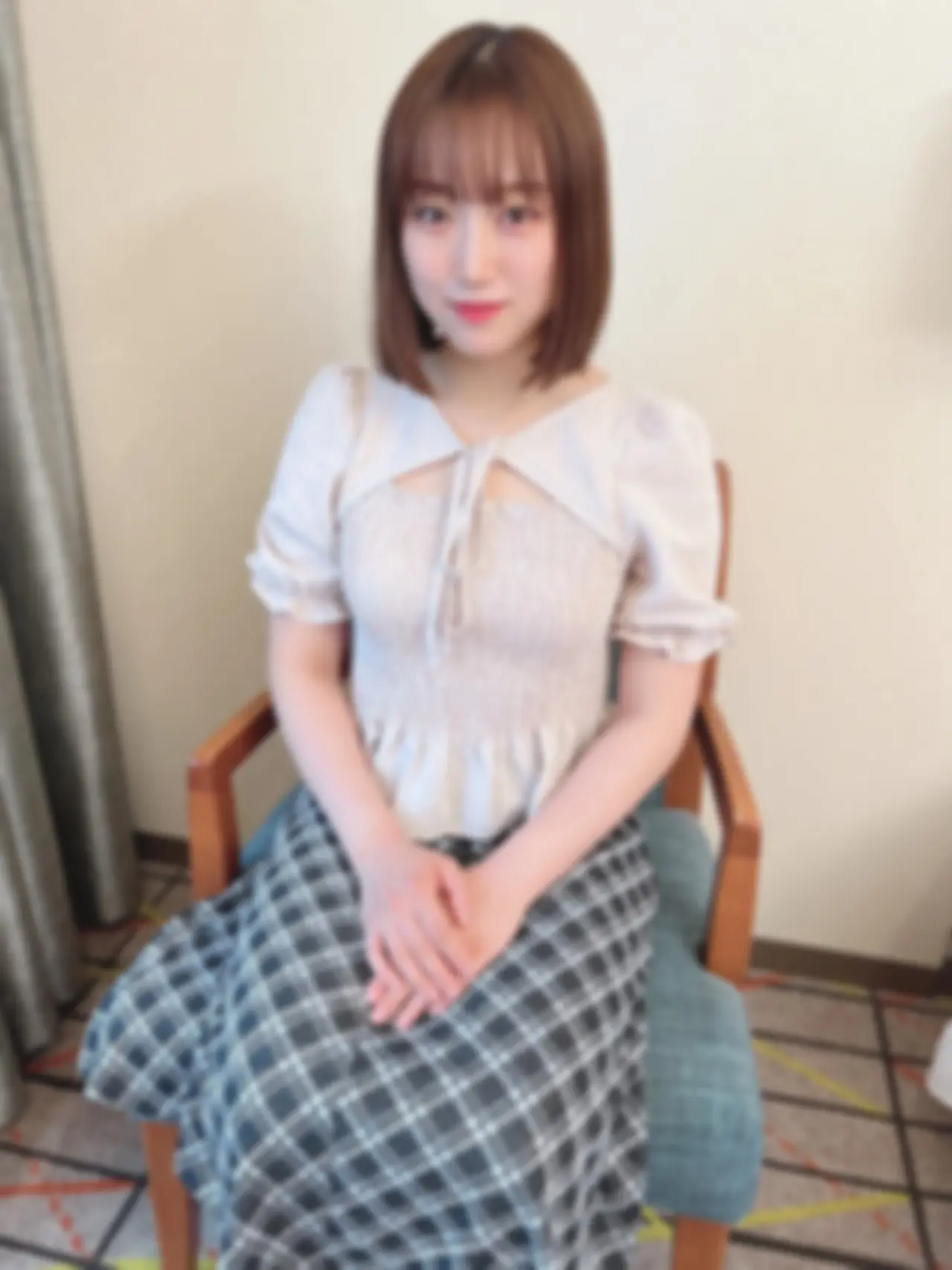 FC2-4312471 「わたし実は処， 女なんです··」男性経験0人の美女がここに処，女を捧げます。ど-cd1