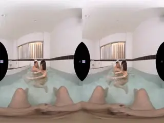 HNVR-094 【VR】銭湯の男湯にいたツルペタ女の子の標的にされた僕。 無邪気なマンマン丸出しの痴び-cd1