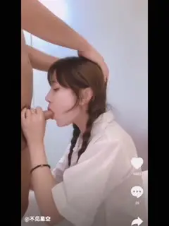 最新最近很火的小姊姊全集，完整版。