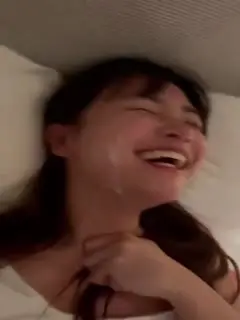 #颜射  正睡的迷迷糊糊，被射脸上 2