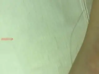 跟团旅游一路聊骚勾搭的拽妹被灌的烂醉呼呼大睡直打呼噜扒光衣服尽情啪啪啪720P高清的的!