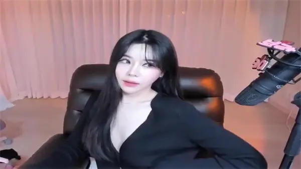 私娼VIP房独享！恩星1对1定制服务第4部