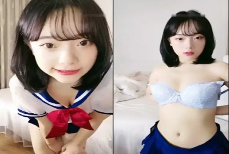 高颜值清纯短发妹子小尺度诱惑 情趣学生透视装椅子上漏奶自慰非常诱人