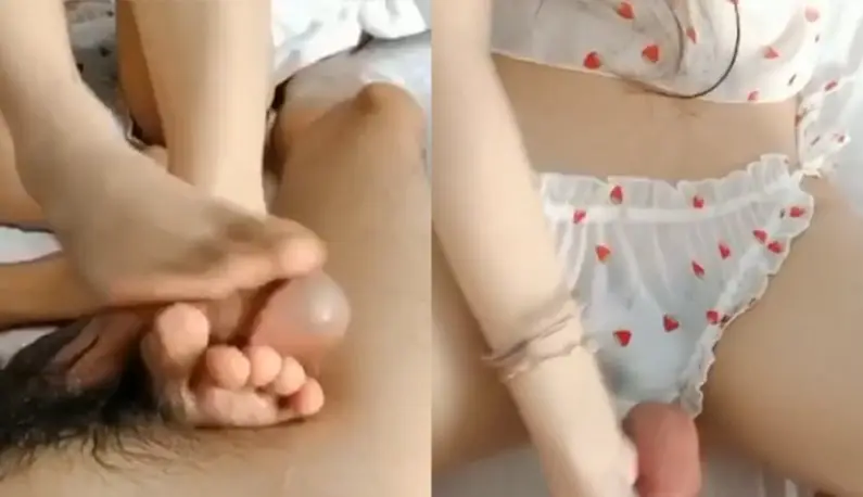 妹妹只是用脚撸男友屌，男友就爽到流汁~被打开开关的男友也不遑多让，肏到妹妹浪叫、抽蓄