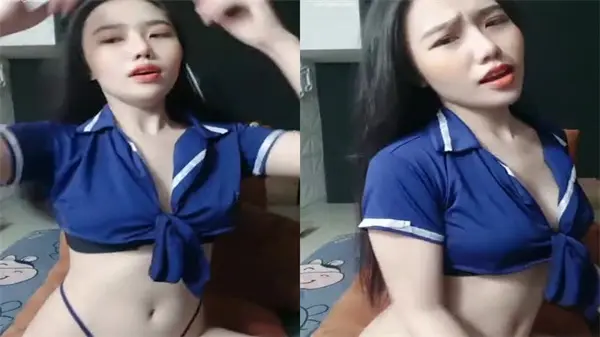 制服黑丝苗条骚货，淫声荡语撩骚互动，假屌爆插骚穴极致高潮