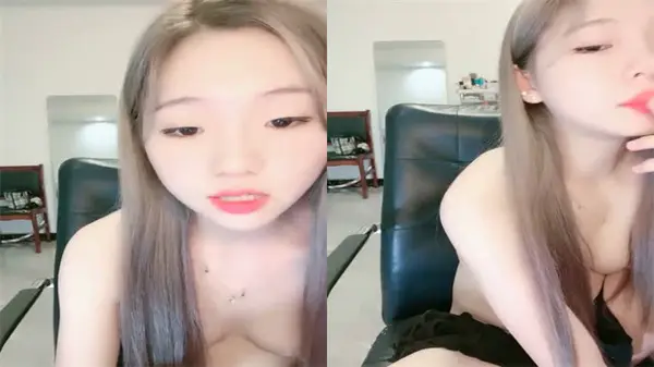 颜值女神风骚入骨！极致挑逗撩拨，色气诱惑让人血脉贲张