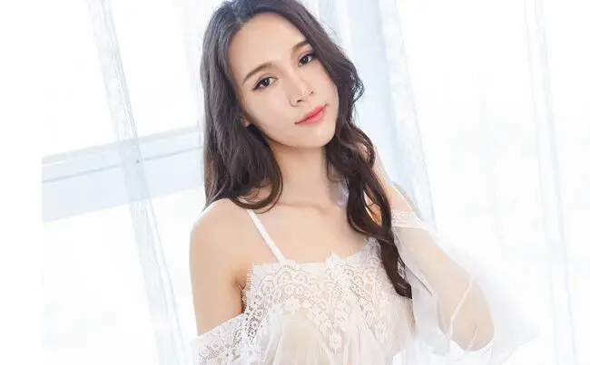 土豪为了更刺激花高价在酒店操170cm极品美女情趣仙女群太漂亮了叫声淫荡撸点超高