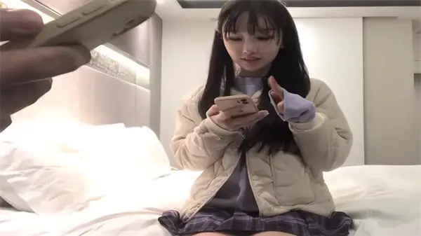 李寻欢酒店约操初恋嫩妹 疯狂啪啪重温初夜激情